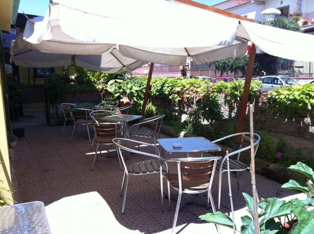 Albergo Delle Rose يوتْسْوولْ المظهر الخارجي الصورة